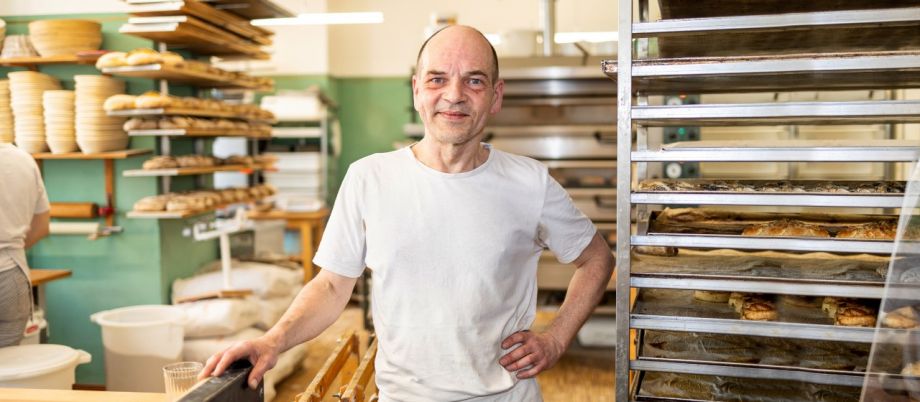 Bäckermeister Michael Köser in seiner Koniglichen Backstube Neukölln